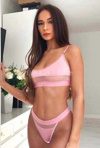 Alexa Carmi