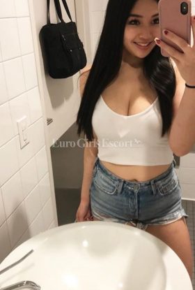 Your dream girl ‘JENN’