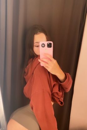 Mary escort girl